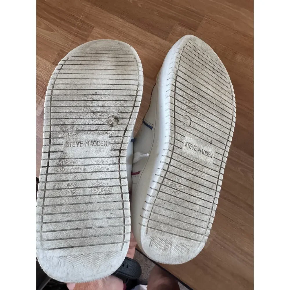 Steve Madden Kids' JPERRIN Sneaker size 2